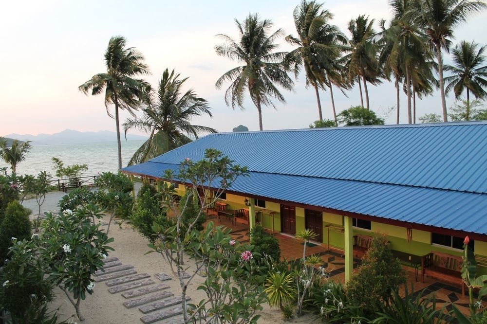 Motel Tanjung Puteri Pasir Hitam Exterior photo